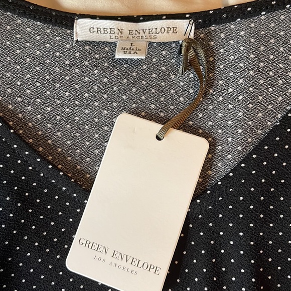 Green Envelop Women’s blouse size L - Picture 3 of 3